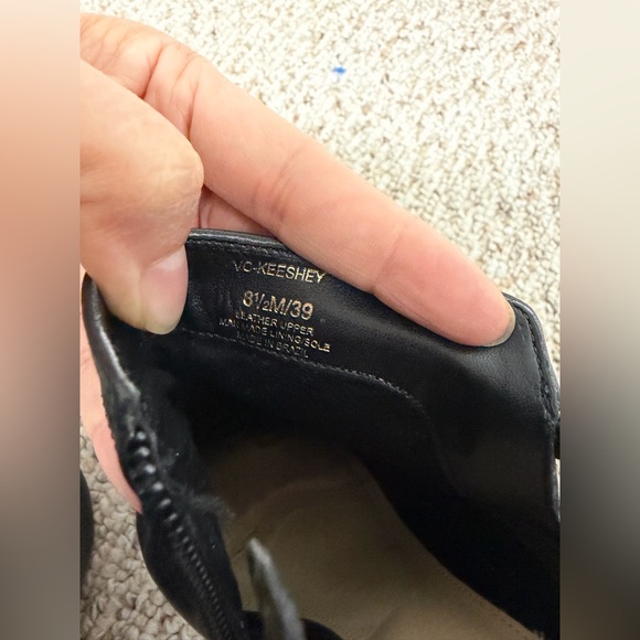 Vince Camuto Keeshey Leather Buckle Detail Booties size 8.5 - Picture 10 of 11